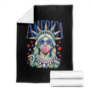 America Statue of Liberty Blowing Bubblegum Throw Blanket Star and Glasses Patriotic Summer Vibes Graphic