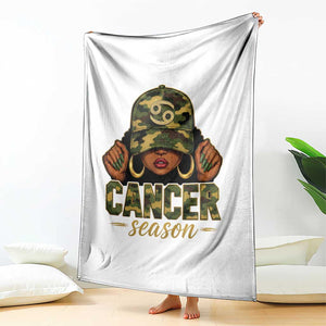 Zodiac Queen Cancer Season Retro Camo Camouflage Graphic Throw Blanket June July Horoscope Birthday Gift Melanin Women
