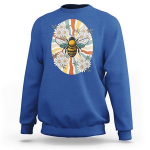 Vintage Bee Daisy Flowers Retro Groovy Sweatshirt TS02 Royal Blue Printyourwear