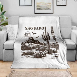 Vintage Saguaro National Park Est 1994 Graphic Throw Blanket Retro Arizona Desert Mountain Hiking Souvenir
