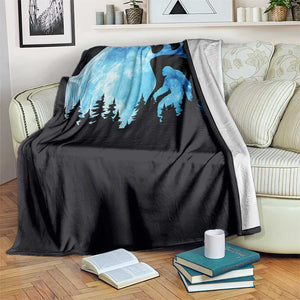 Cool Bigfoot Footprint Throw Blanket Sasquatch Full Moon Forest