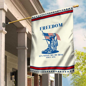 Freedom It’s What We Do Best Since 1776 Patriotic Garden Flag Revolutionary War Patriot Battle Scene TS02 Modern Beige Red Print Your Wear