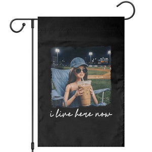 I Live Here Now Funny Doll Face Meme Baseball Lover Garden Flag Game Day Reaction Sports Fan Gift TS02 Black Print Your Wear