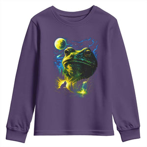 Cosmic Frog Howling At Moon Parody Graphic Youth Sweatshirt Vintage 90s Retro Fantasy Meme