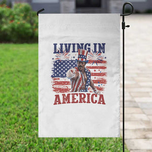 Living In America Funny Patriotic Heavyweight Boxer Garden Flag Vintage Distressed Flag Uncle Sam Hat Boxing Champion