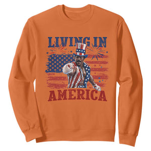 Living In America Funny Patriotic Heavyweight Boxer Sweatshirt Vintage Distressed Flag Uncle Sam Hat Boxing Champion