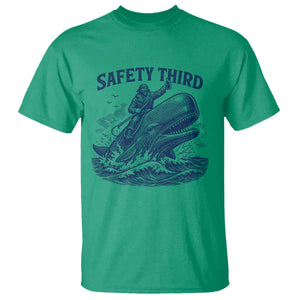 Funny Safety Third Captain Riding Sperm Whale T Shirt Vintage Nautical Ocean Fishing Humor