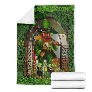 Happy St Patrick's Day Leprechaun Throw Blanket American Irish Flag TS02 Irish Green Print Your Wear