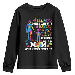 Autism Mom Youth Sweatshirt Who Never Gives Up Family Support Autistic TS02 Black Print Your Wear