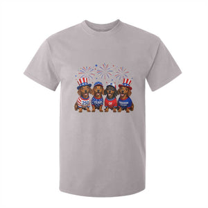 Vintage Patriotic Dachshund 250 Anniversary USA T Shirt For Kid Freedom 250 Years Weiner Dog Lovers Dad Mom