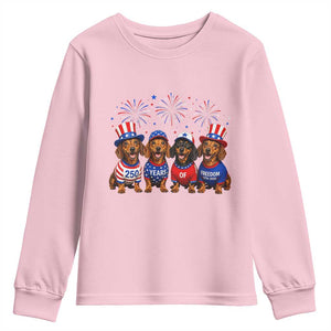 Vintage Patriotic Dachshund 250 Anniversary USA Youth Sweatshirt Freedom 250 Years Weiner Dog Lovers Dad Mom