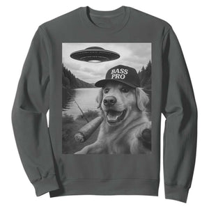 Dog Selfie With Alien UFO Sweatshirt Funny Fishing Golden Retriever Smoking Dog Lover TS10 Dark Heather Print Your Wear