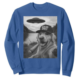 Dog Selfie With Alien UFO Sweatshirt Funny Fishing Golden Retriever Smoking Dog Lover TS10 Royal Blue Print Your Wear