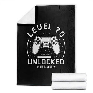 Level 70 Unlocked Video Gamer 70th Birthday Gift Throw Blanket Vintage 1956 70 Year Old Gift