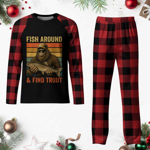Fish Around And Find Trout Plaid Pajama Set Funny Fishermen Fishing Retro Bigfoot Sasquatch Fish