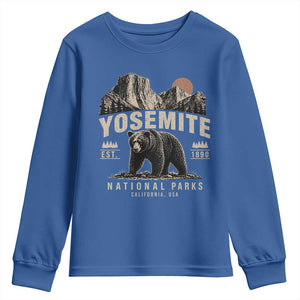 Vintage Yosemite National Park Youth Sweatshirt Retro Bear Nature Wildlife Forest TS10 Royal Blue Print Your Wear