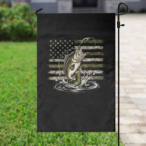 Vintage Bass Fishing Camouflage Garden Flag Patriotic Largemouth Bass Angler Fishing Lovers Fisherman Camo US Flag