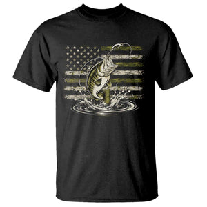 Vintage Bass Fishing Camouflage T Shirt Patriotic Largemouth Bass Angler Fishing Lovers Fisherman Camo US Flag