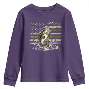 Vintage Bass Fishing Camouflage Youth Sweatshirt Patriotic Largemouth Bass Angler Fishing Lovers Fisherman Camo US Flag