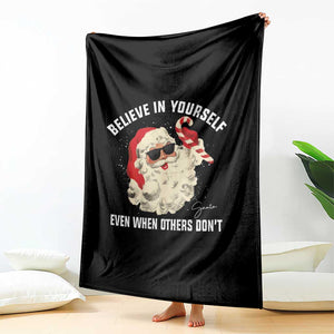 Vintage Christmas Santa Claus Face Throw Blanket Retro Believe In Yourself Funny Motivational TS10 Print Your Wear