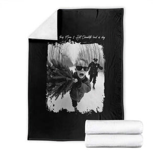 Funny Christmas Movie Throw Blanket Funny Kevin Home Xmas Meme Alone TS10 Black Print Your Wear