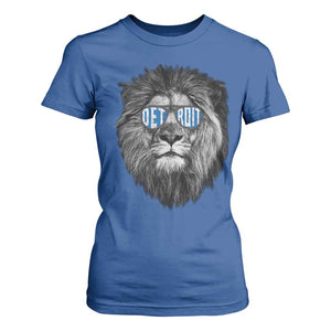 Lion Lovers T Shirt For Women Wearing Glasses Retro Vintage Style Detroit Fan TS10 Royal Blue Print Your Wear