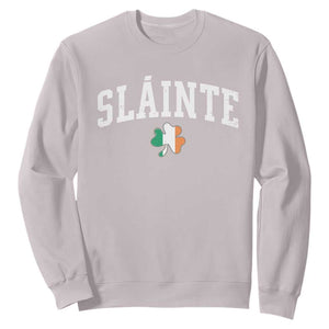St Patricks Day Sweatshirt Retro Slainte Shamrock Lucky Irish Day Gift TS10 Ice Gray Print Your Wear
