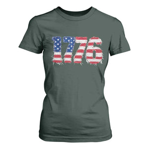 Distressed Faux Patchwork 1776 USA Flag T Shirt For Women Vintage Effect Printing Patriotic Graphic 4th Of July Independence Day