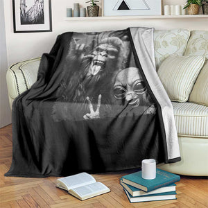 Bigfoot Selfie With Alien Throw Blanket UFO Funny Sasquatch Rock On Hand Sign TS10 Print Your Wear
