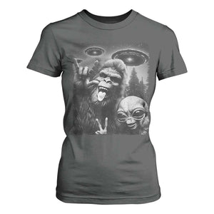 Bigfoot Selfie With Alien T Shirt For Women UFO Funny Sasquatch Rock On Hand Sign TS10 Dark Heather Print Your Wear