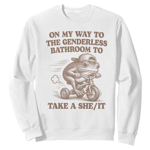On My Way To The Genderless Bathroom To Take a She/It Sweatshirt Funny Frog Graphic