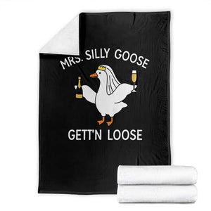 Mrs. Silly Goose Bride Throw Blanket Funny Goose Lovers TS10 Black Print Your Wear