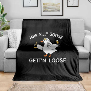Mrs. Silly Goose Bride Throw Blanket Funny Goose Lovers TS10 Print Your Wear