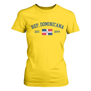Dominican Republic T Shirt For Women Vintage Distressed Varsity Rep Dominicana Flag TS10 Daisy Print Your Wear