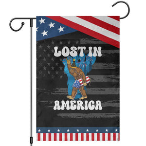 Funny 4th Of July Bigfoot Lost In America Garden Flag Patriotic Sasquatch Rocket Footprint Fireworks TS11 Distressed Black Blue Print Your Wear