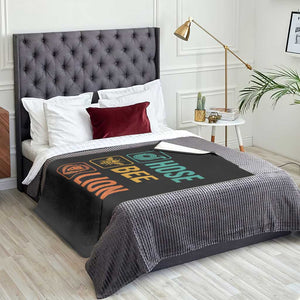 Hose Bee Lion Funny Meme Word Pun Retro Throw Blanket
