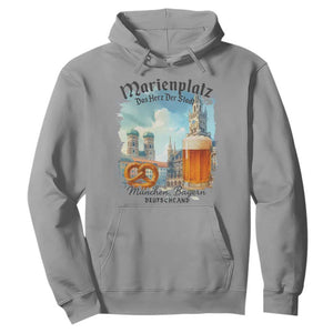 Bavarian Festival Munich Oktoberfest Hoodie Das Herz Der Stadt Beer Pretzel TS11 Sport Gray Print Your Wear