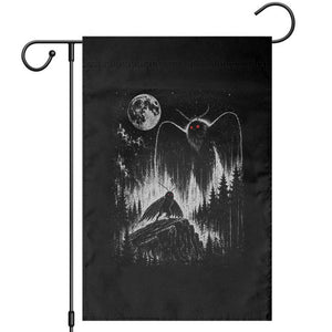 Mothman Howling at Moon 90s Retro Garden Flag Funny West Virginia Cryptid