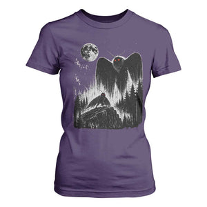 Mothman Howling at Moon 90s Retro T Shirt For Women Funny West Virginia Cryptid