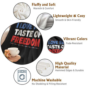 I Love The Taste Of Freedom Funny 4th of July Couple Matching Throw Blanket