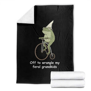 Off To Wrangle My Feral Grandkids Funny Grandparents Frog Throw Blanket