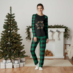 Scottish Celtic Xmas Nollaig Chridheil Plaid Pajama Set Xmas Wreath TS11 Green Plaid Print Your Wear