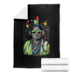Funny Sitting Bull 90s Nostalgia Pop Art Throw Blanket Retro Native American Chief TS11 Black Print Your Wear