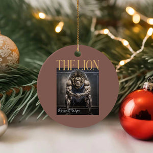 Funny The Lion Doesnt Wipe Ceramic Ornament Gen Z Joke Brainrot Raunchy Meme TS11 1pc Mocha Print Your Wear