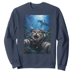 Funny Scuba Diving Cat Selfie With Hammerhead Shark Sweatshirt
