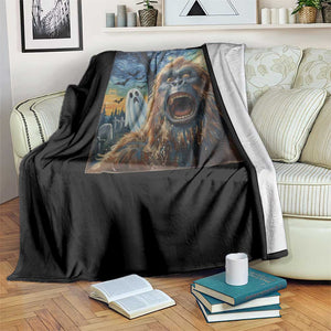 Funny Halloween Throw Blanket Bigfoot Selfie With Ghost Starry Night Art TS12 Print Your Wear