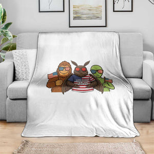 Funny Bigfoot Mothman Alien Throw Blanket USA 250th Anniversary TS12 Print Your Wear