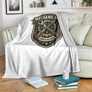Mechanic Dad Legend In The Garage Throw Blanket Funny Auto Repair Fathers Day Gift TS12 Print Your Wear