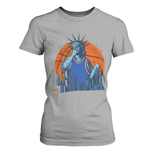 Funny Statue Of Liberty Hoops Fan T Shirt For Women New York Sports Gift