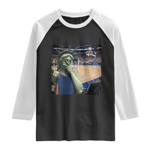 Funny Statue Of Liberty Basketball Selfie Graphic Raglan Shirt